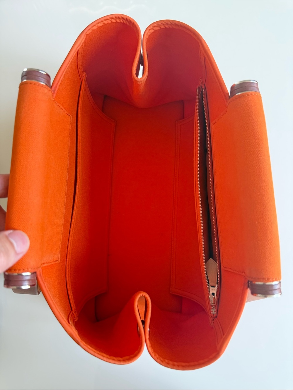 Hermes Orange Cabag Tote - Picture 4 of 11